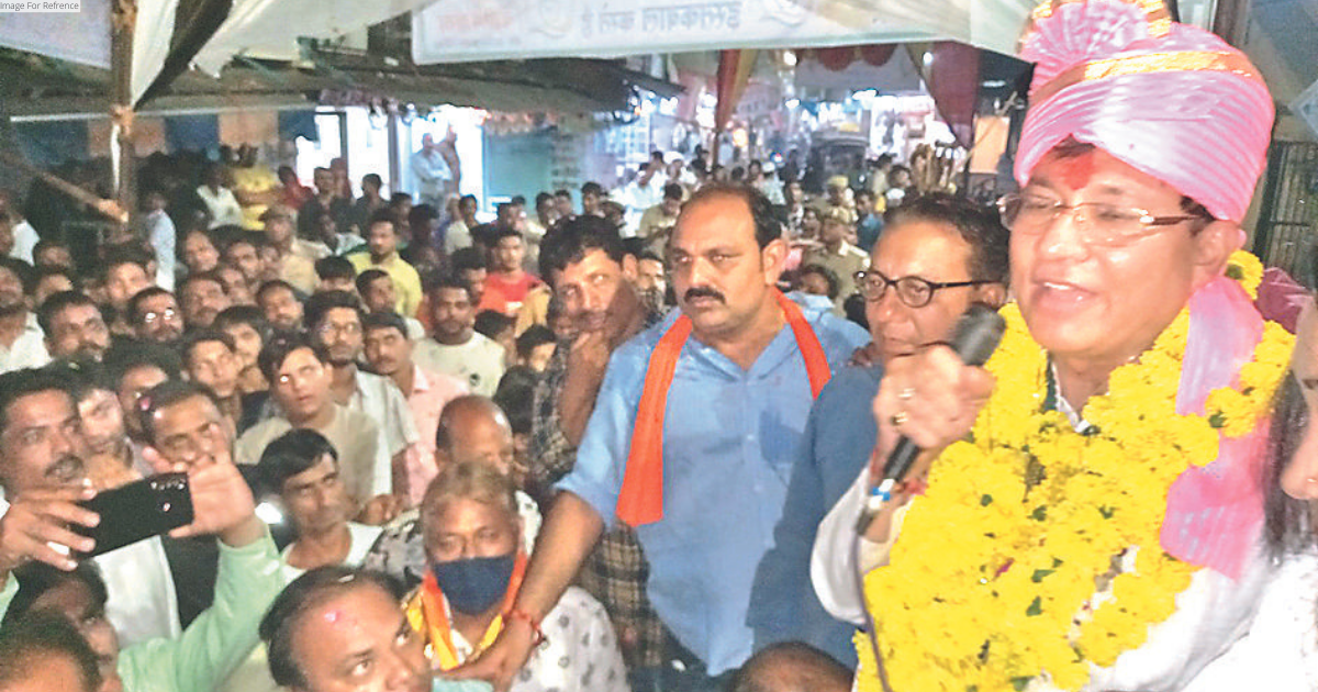 Amit Dhariwal starts public meetings as 'show of strength'